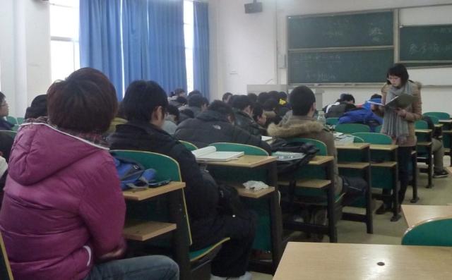 3044am永利集团3044noc2011级召开新学期年级会